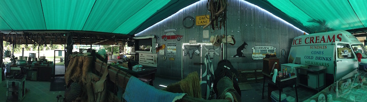 banner